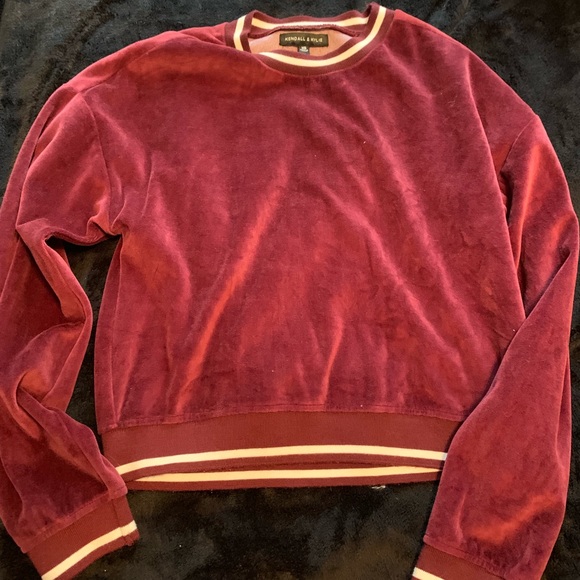 Cropped Sweater - Picture 1 of 3